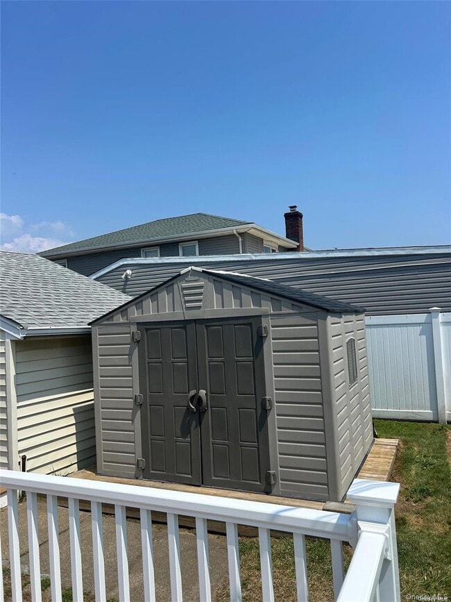 Photo - 630 E Park Ave