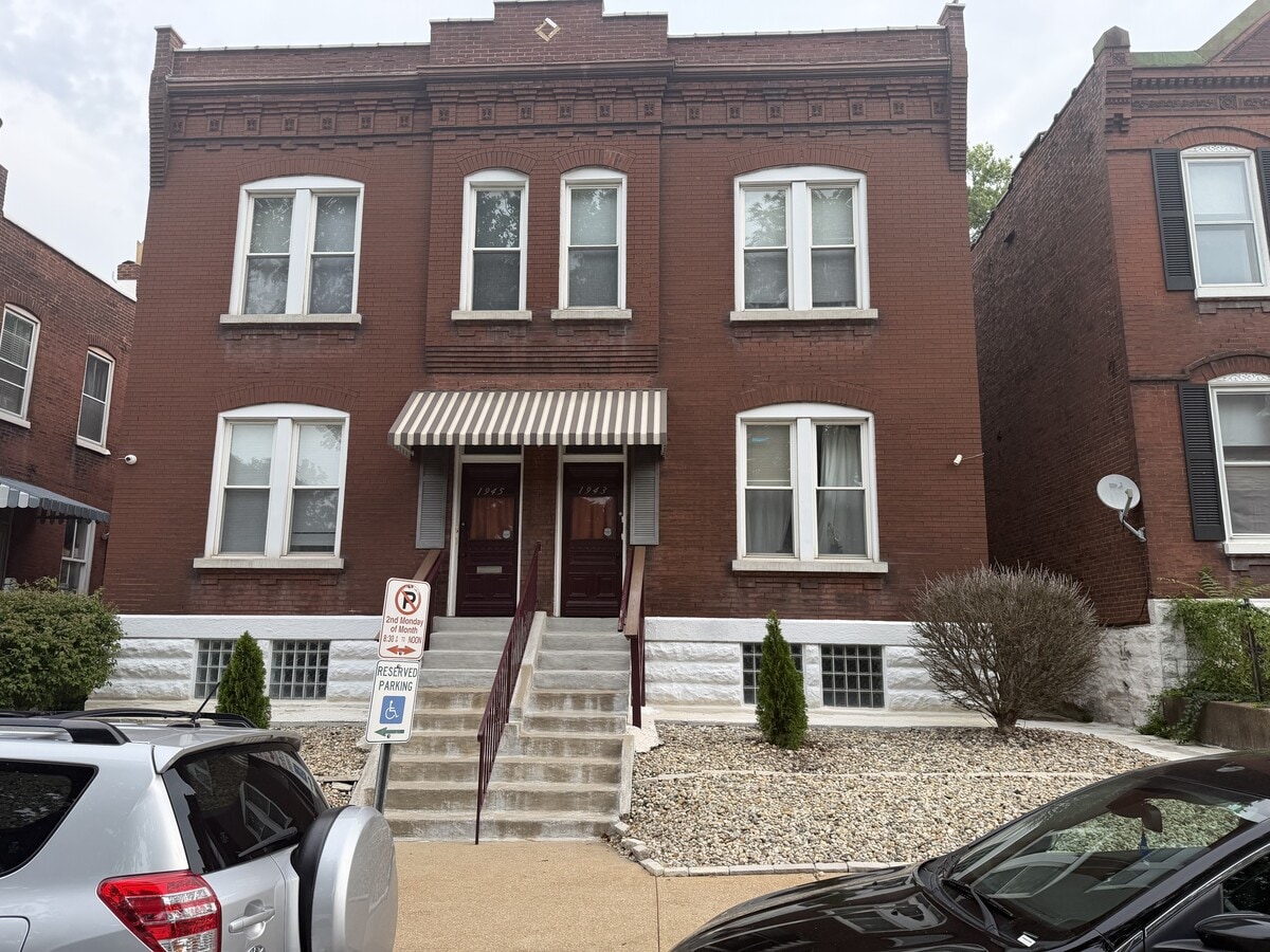 Photo - 1945 Withnell Ave Unit 1