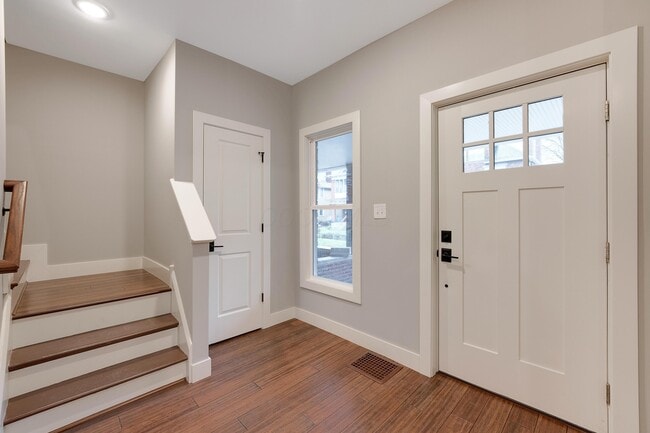 Photo - 389-391-391 Berkeley Rd Unit 391