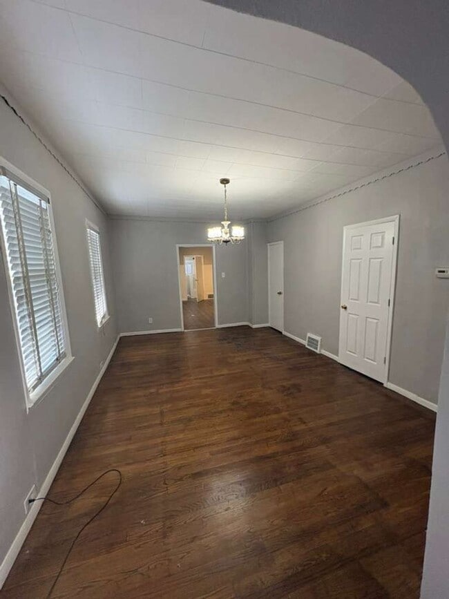 Photo - 3666 E 57th St