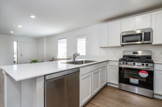 Photo - 18582 Cepagatti Dr