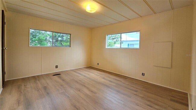 Photo - 7393 Fairlane Ave