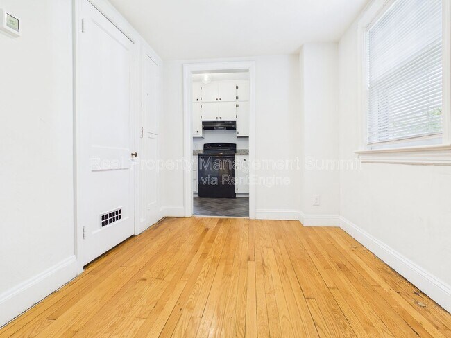 Photo - 625 Alleghany Ave Unit Apt 3