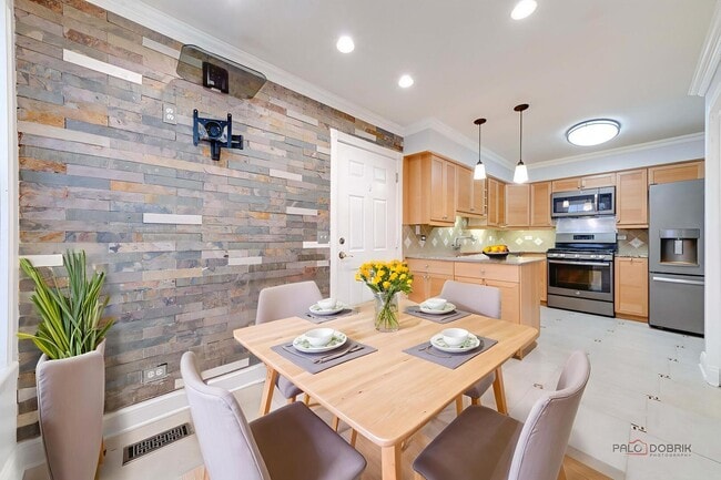 Photo - 115 Meadowbrook Ln
