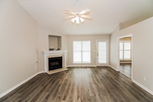 Photo - 1486 McAllen Cove