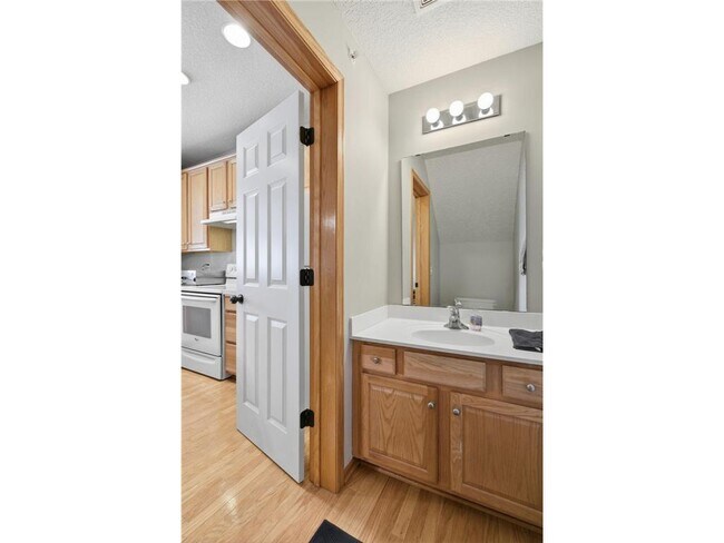 Photo - 13905 54th Ave N