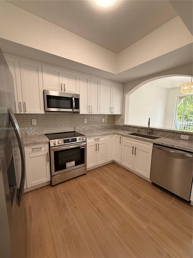 Photo - 8826 W Flagler St