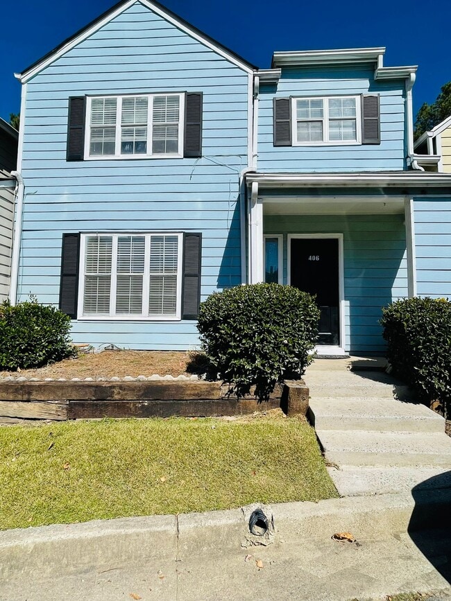 Photo - 406 Vineyard Pond Dr NW
