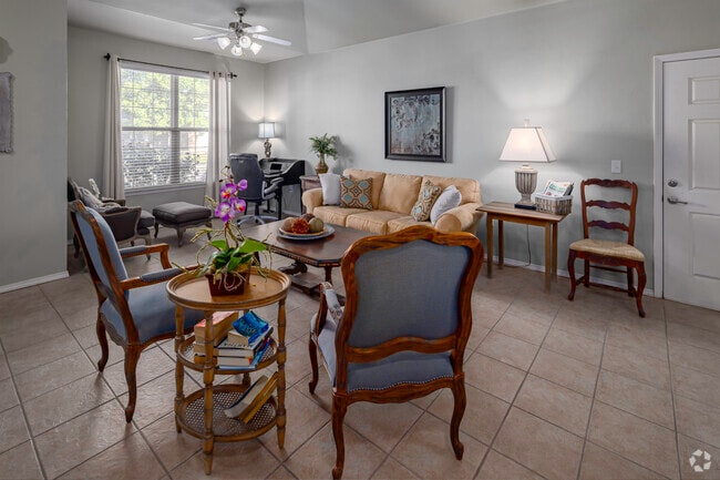 Leasing Office Interior