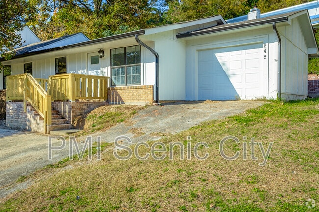 Building Photo - 845 Donaldson Rd Rental