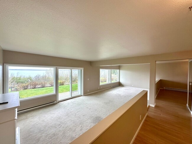 Photo - 600 S State St Unit 101