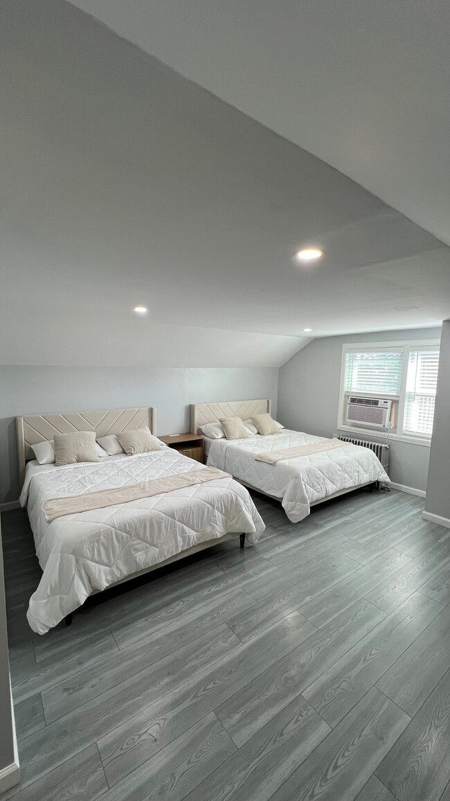 Photo - 28 Linden Ave Unit 2