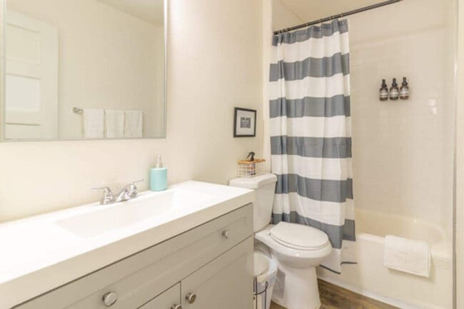 Photo - 3912 Crestview Dr Unit ID1043606P