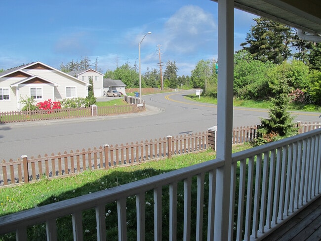 Photo - Charming 3 bedroom home w/master suite! Pe...