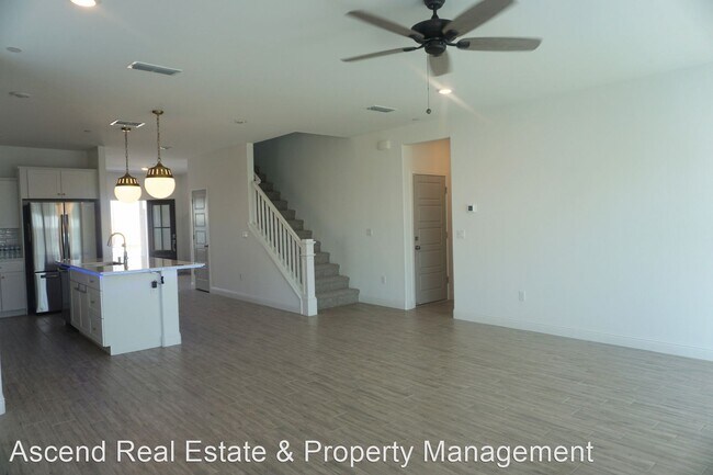 Photo - 5 br, 3.5 bath House - 3301 Twin Knolls Ln