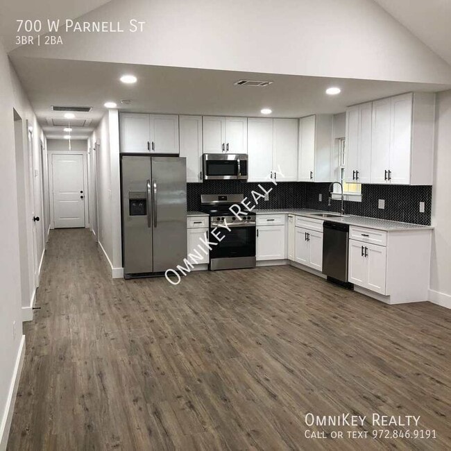 Photo - 700 W Parnell St