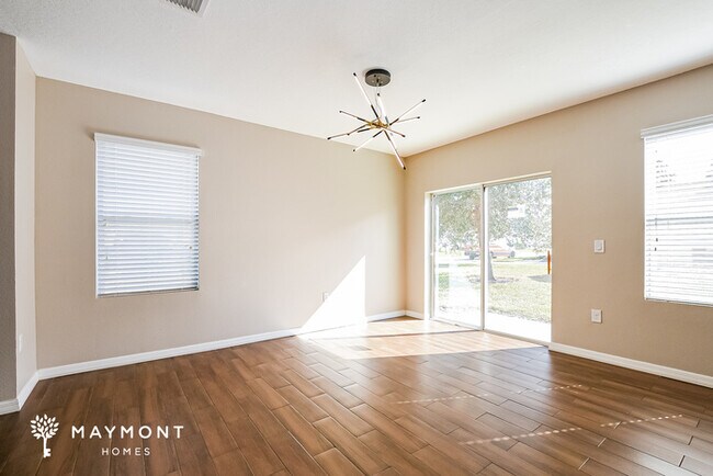 Photo - 220 Minniehaha Cir