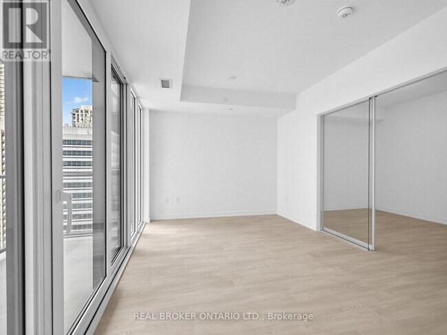 Photo - 634 Church St Unité 1502