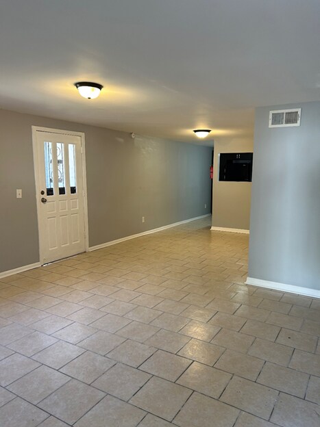 6412 New Kings Rd