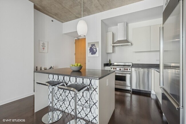 Photo - 600 N Fairbanks Ct Condo Unit 1704
