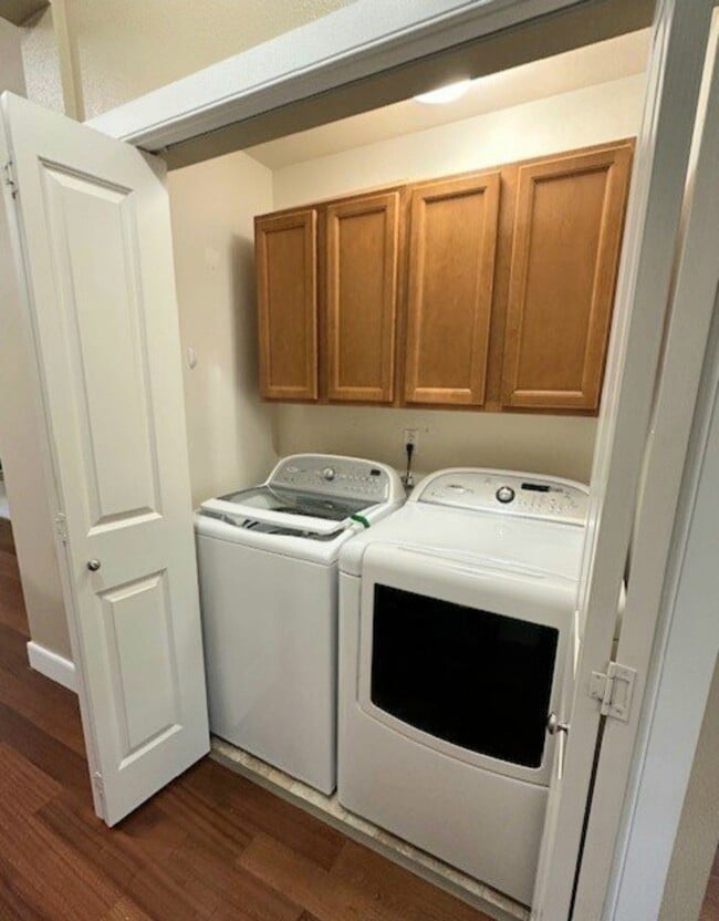 23943 NE 115th Ln Unit Sundance