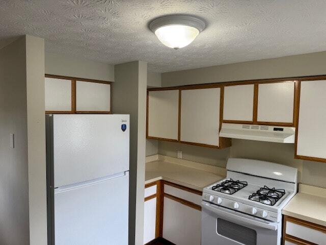 Photo - 187 Genesee St