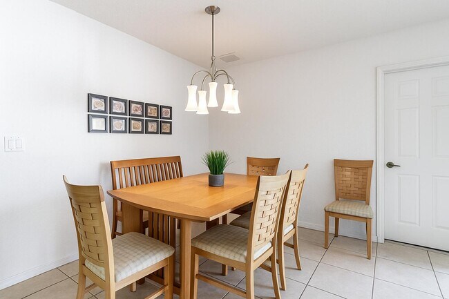 Photo - 3381 Commodore Ct