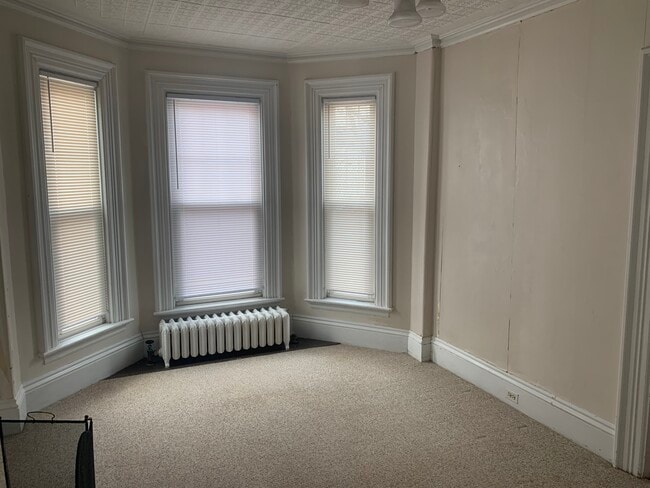 Photo - 41 Ohio St Unit One bedroom  clean