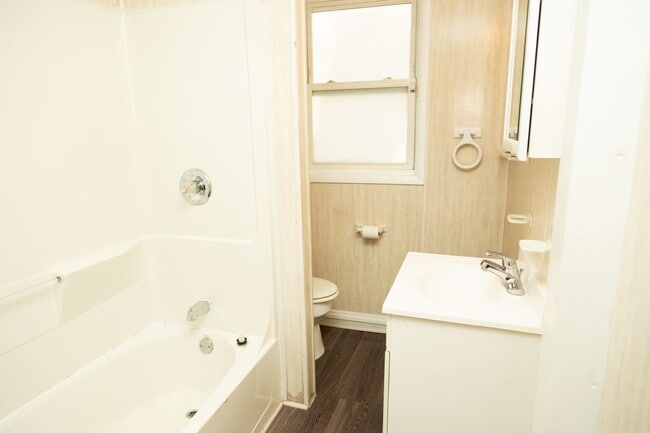 Photo - 8 S Granby St Unit Apt #1st Fl B