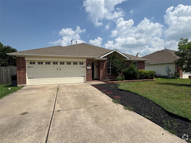 Building Photo - 108 N Pauley Dr Rental