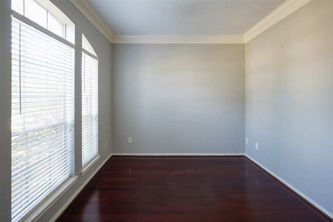 Photo - 2403 Blue Shadow Dr