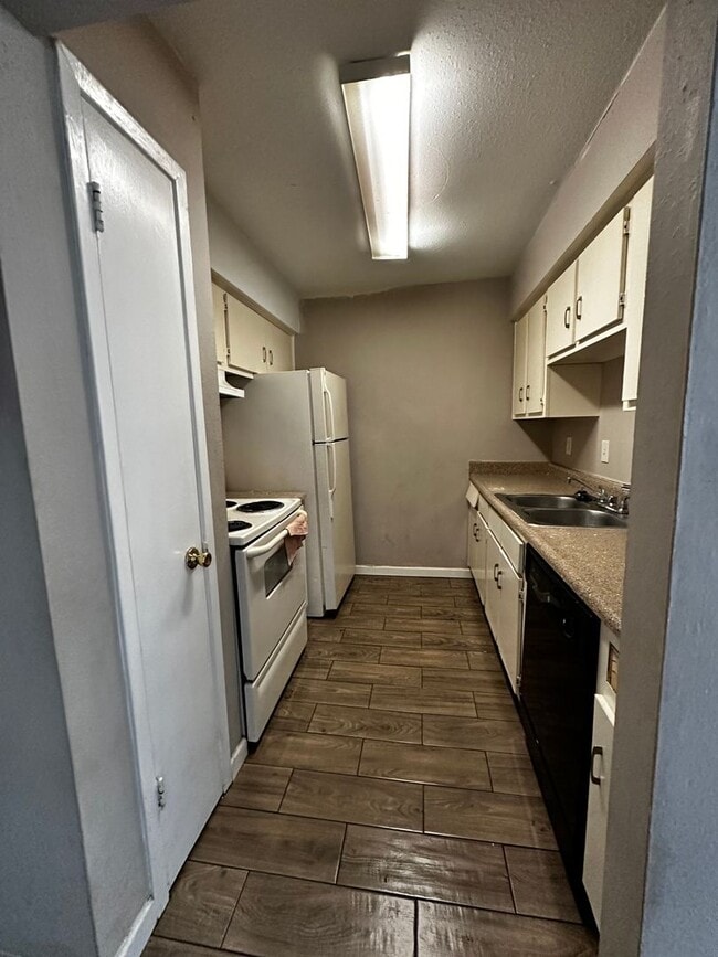 Photo - 1 Bed, 1 Bath condo Unit 202