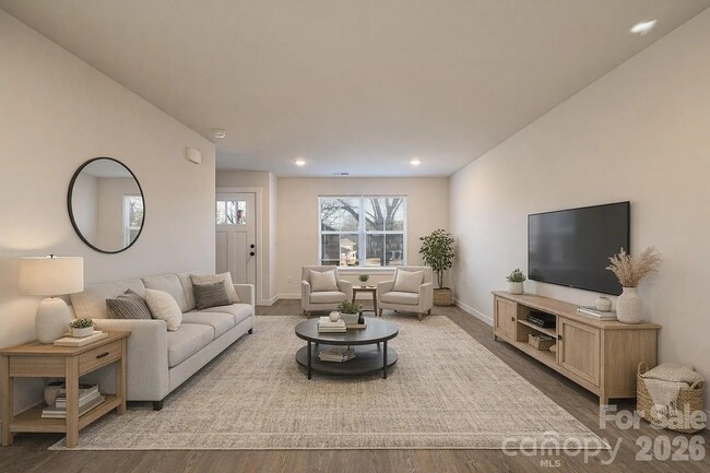 Photo - 426 2nd St SW