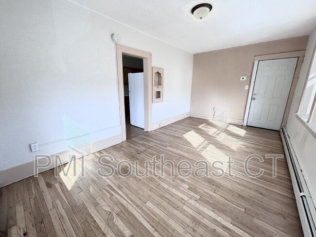 Photo - 92 Truman St Unit Apt 8