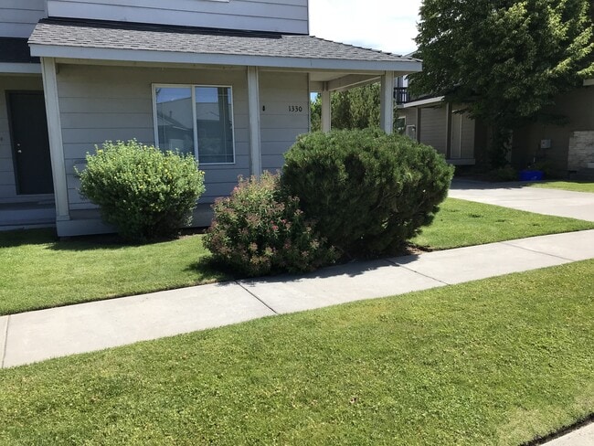 Photo - t1330 Unit 1330
