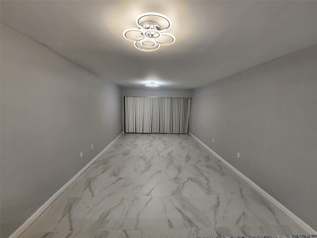 Photo - 485 N Pine Island Rd