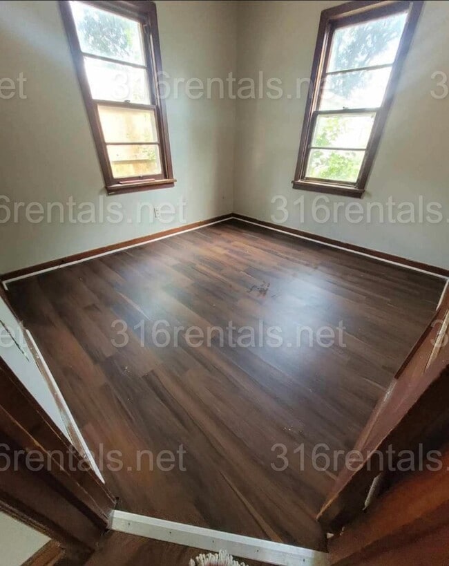 Photo - $850 - 2 bed 1 bath - Single Family Home