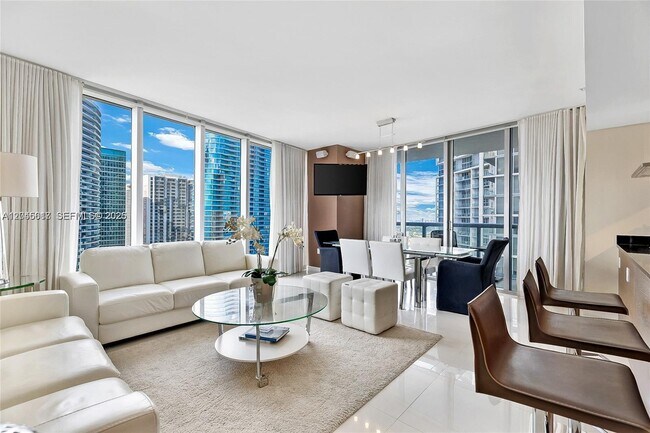Building Photo - 485 Brickell Ave Unit 3602