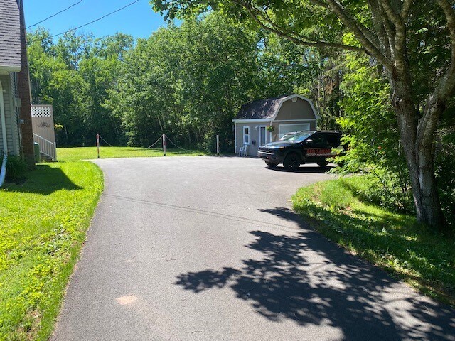 Photo - 1202 Loyalist Rd
