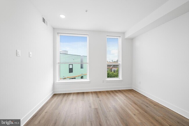 Photo - 4324 Lancaster Ave Unidad 101