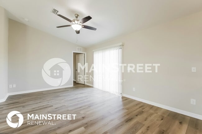 Photo - 2806 58th St W