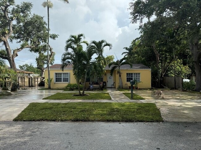 Building Photo - 1767 NW 93rd St Rental