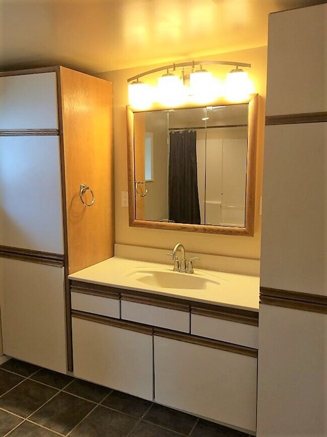Photo - Cozy 2 Bedroom in Bellingham!