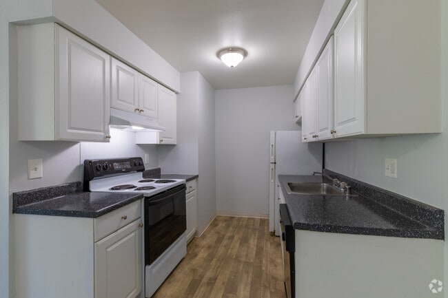 Fox Pointe Apartments