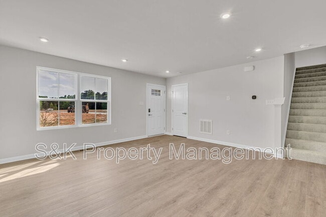 Photo - 2113 Gilmer Ln
