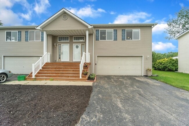 Photo - 1116 Lakeview Cir Unit 90