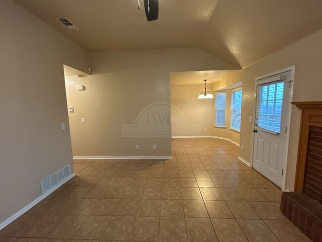 Photo - 2505 Southwood Dr