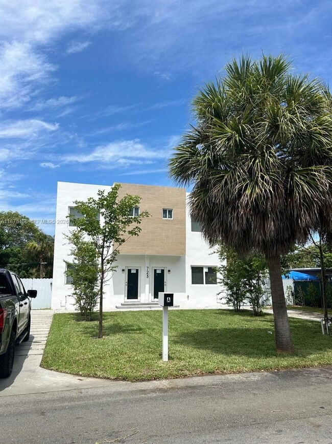 Photo - 723 NW 19th Ave Unidad B