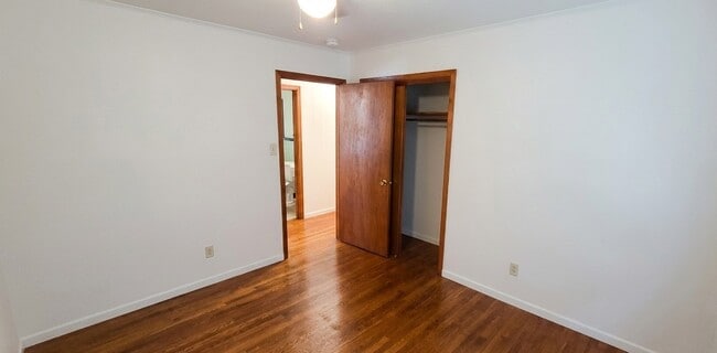 Photo - 389 Collins Rd Unidad Home