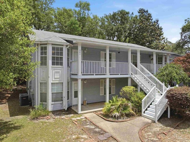 Photo - 2813 Langley Ave Unit B203
